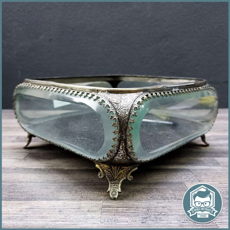 Vintage Beveled Glass and Ornate Silver-plate Jewelry Box!!! 18cm wide!!!