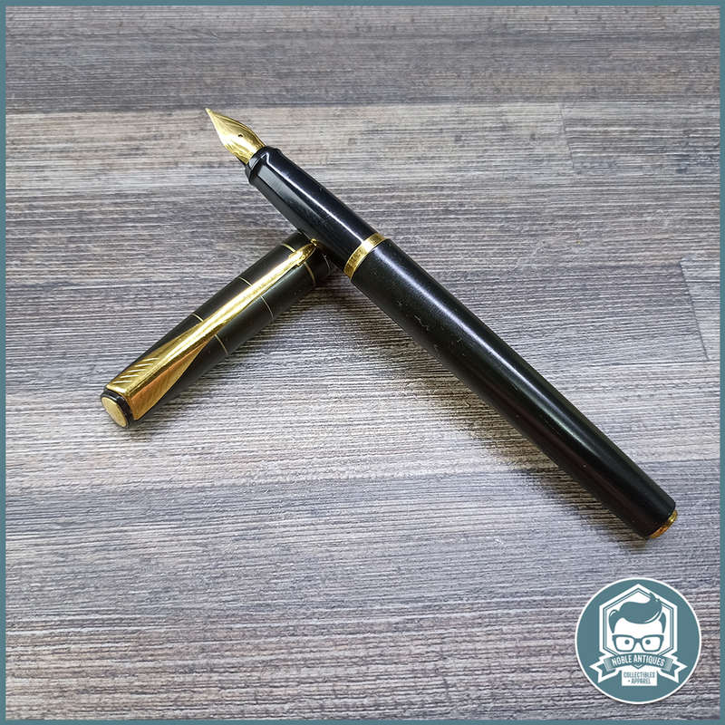 Original Parker Latitude Silky Black and Gold Trim Fountain Pen!!!