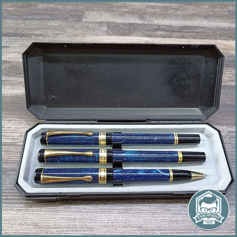 Original Cased Fountain and Rollerball Pen Set!!!