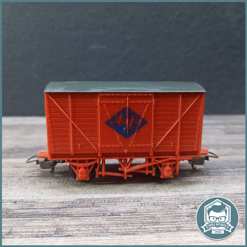 LIMA HO Scale AGFA Goods Wagon !!!
