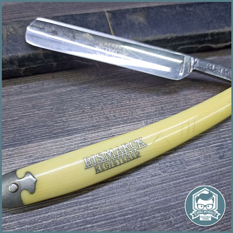 Vintage Boxed Bismarck Straight Razor!!!