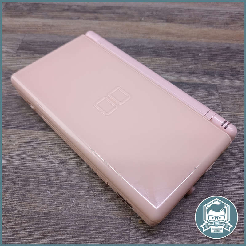 Nintendo DS Lite, Not tested, No Charger, Includes Carry Case!!!