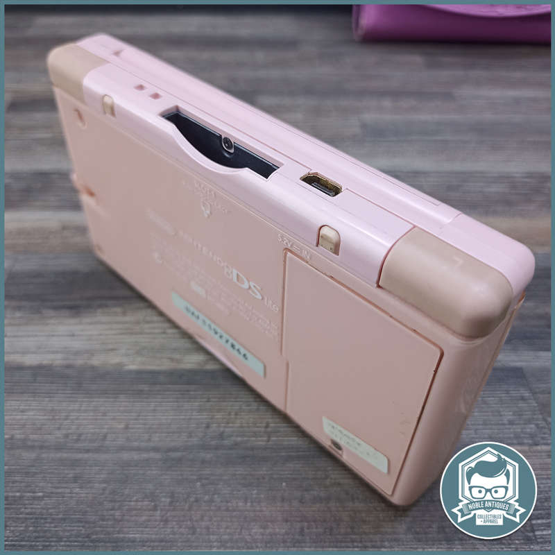 Nintendo DS Lite, Not tested, No Charger, Includes Carry Case!!!