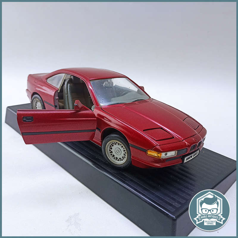Highly Detailed Scale 1:18 Die Cast Metal 1990 BMW 850i!!!