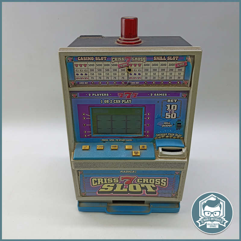 Vintage RADICA Criss Cross 777 electronic toy slot machine game - Not Tested, Use C Batteries!!!