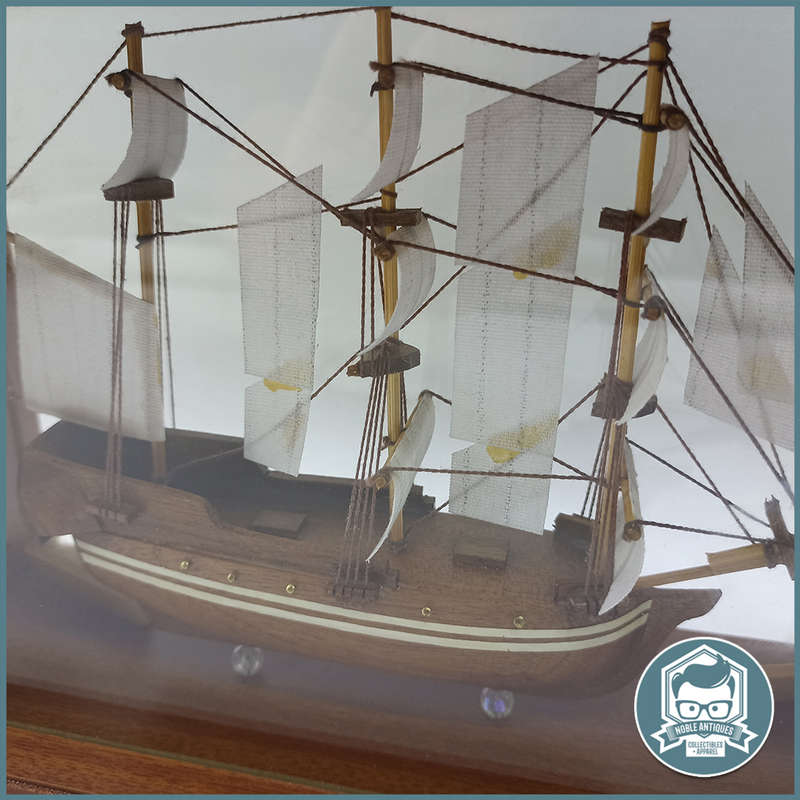 Wood and Glass Boxed Detailed VICTORY 1765-1805 ILE MAURICE Ship Model!!!