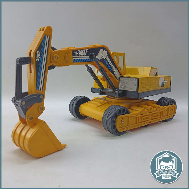 LARGE Pressed Metal and Hard Plastic Steel Roder Super Excavator Digger!!