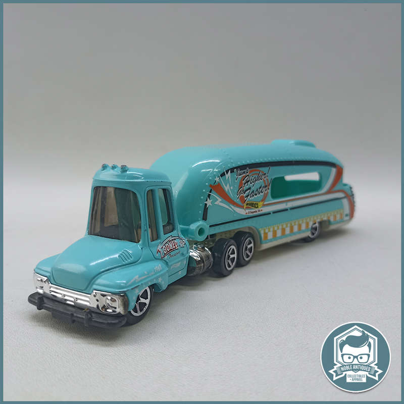 Die Cast Metal Hotwheels Tooned Up Transport - Detachable Trailer and car!!