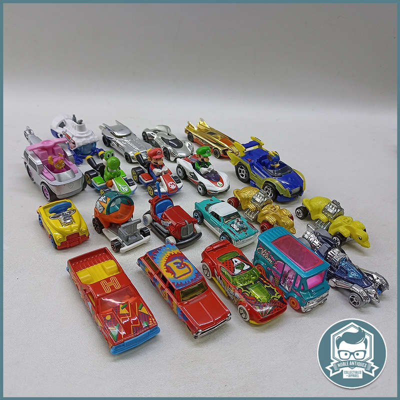 Large Die Cast Metal Hotwheels/Matchbox Movie, Gaming, Concept Collection - Bid For All!!