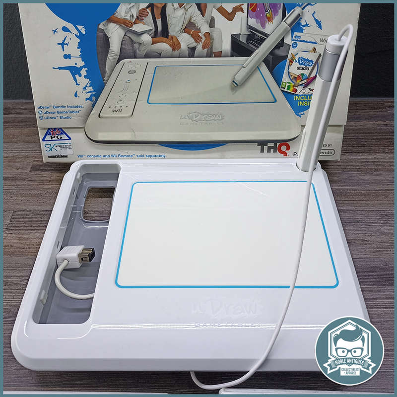 Nintendo Wii uDraw Tablet & 2 uDraw Wii Games