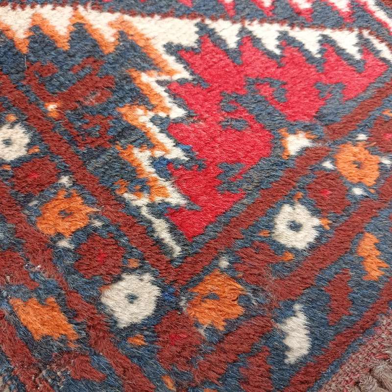 Hand knotted Afghan/Persian woolen carpet 110cm x 45cm