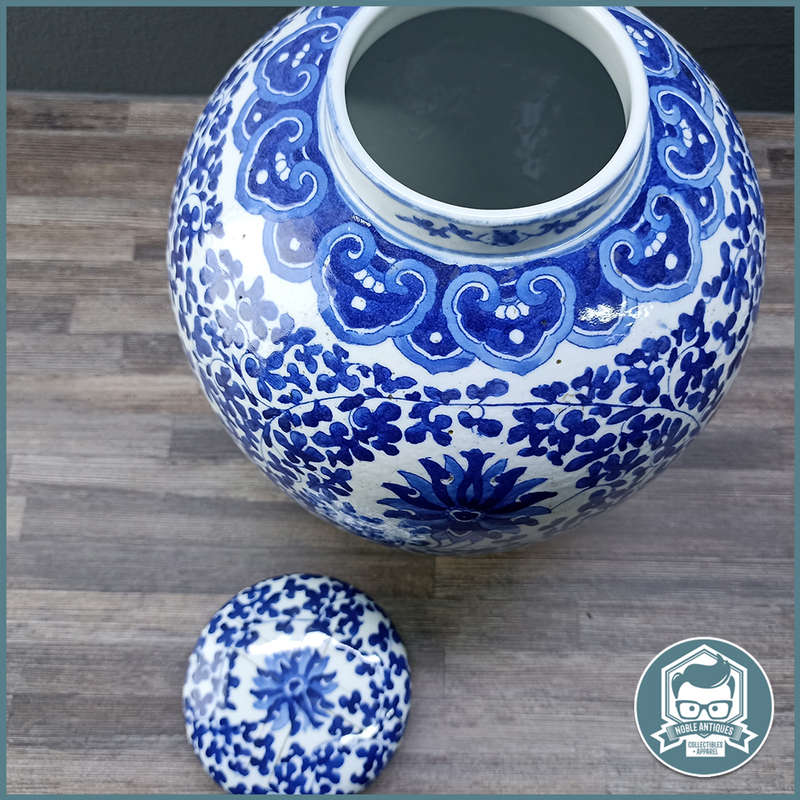 Oriental Blue and White Ginger Jar - Large
