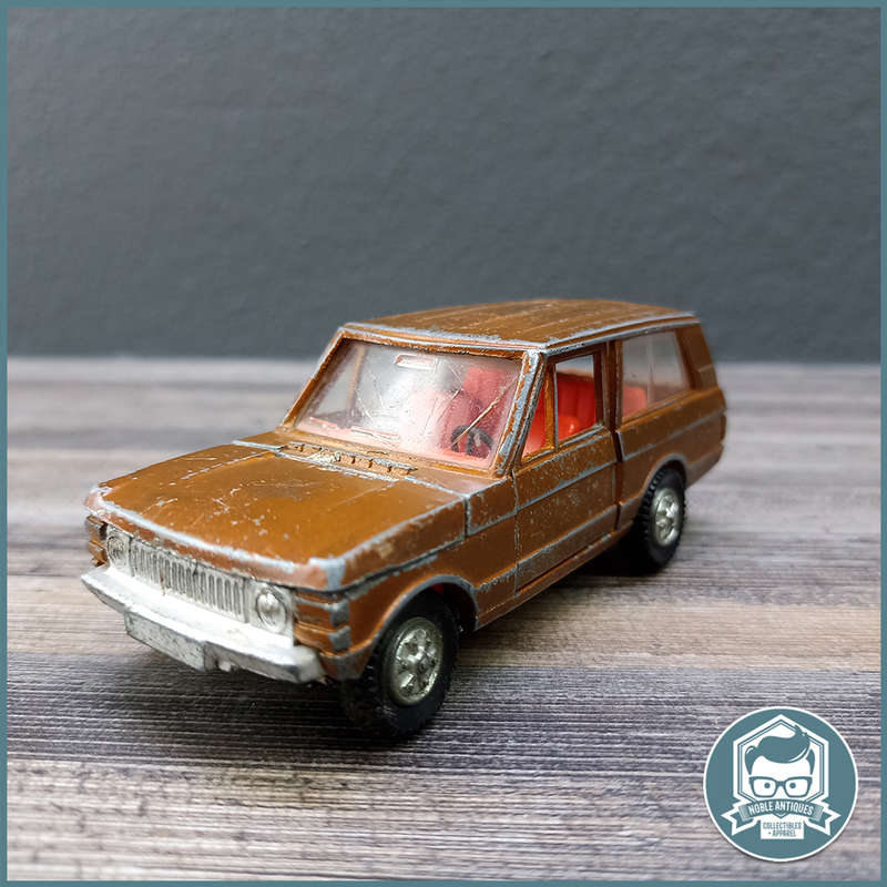 Vintage DINKY TOYS RANGE ROVER !!!