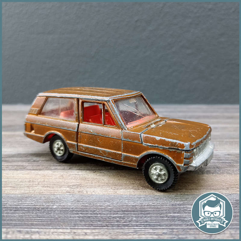 Vintage DINKY TOYS RANGE ROVER !!!