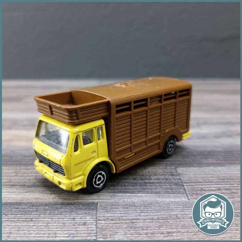 Vintage 1980's Majorette Dallas Ewing Horse Cattle Truck Mercedes Benz 1:64