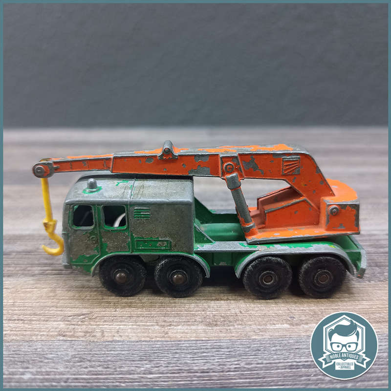 Vintage Matchbox no 30 8 Wheel Crane