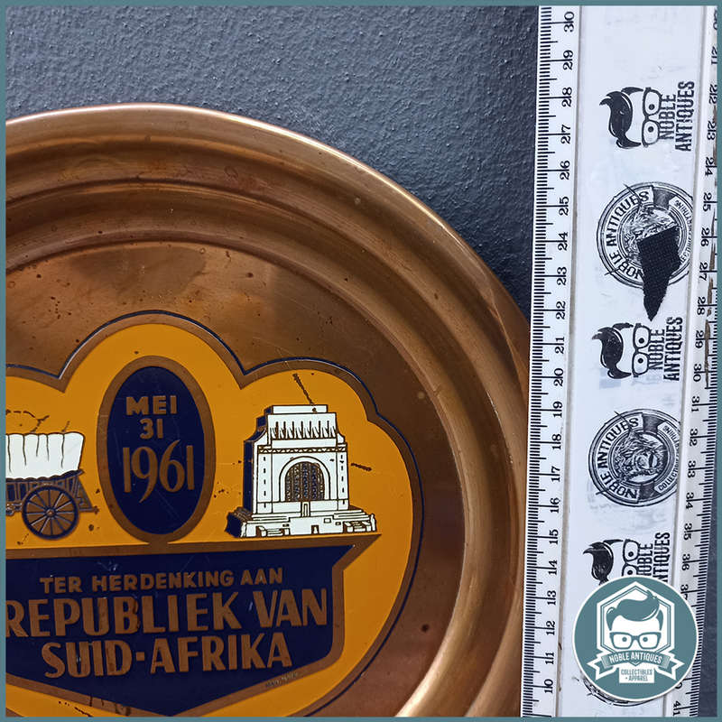 Afrikana Ter Herdenking Aan Republiek Van Suid Afrika Copper and Enamel Tray