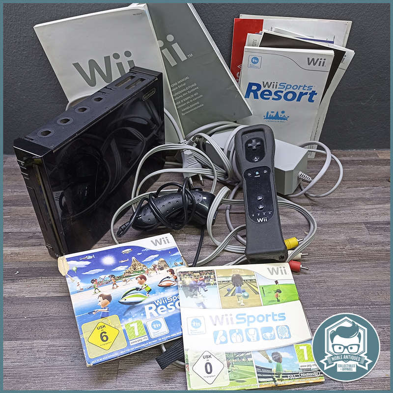 Original Black Wii Console, good condition, No Action Bar