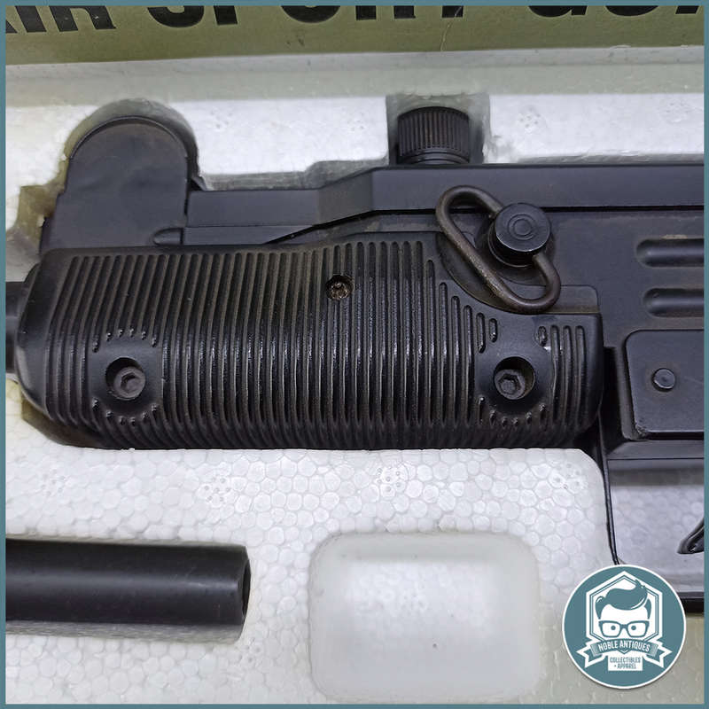 Boxed Full-size UZI SMG 6mm Airsoft BB Gun
