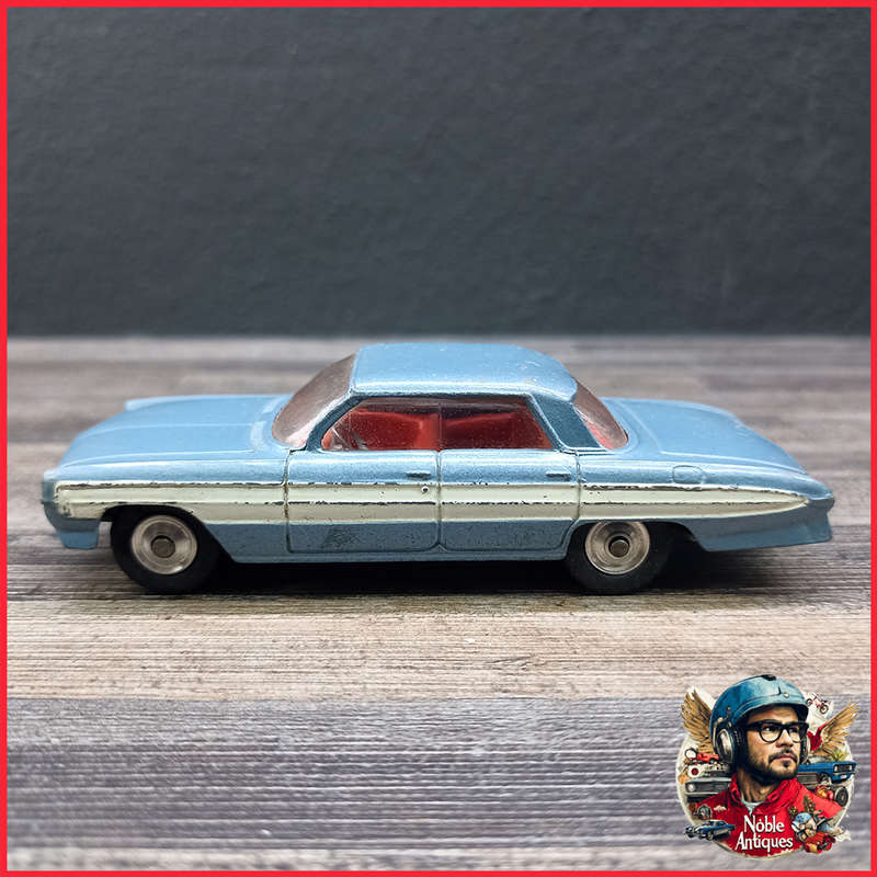 Corgi Toys 235 Oldsmobile Super 88