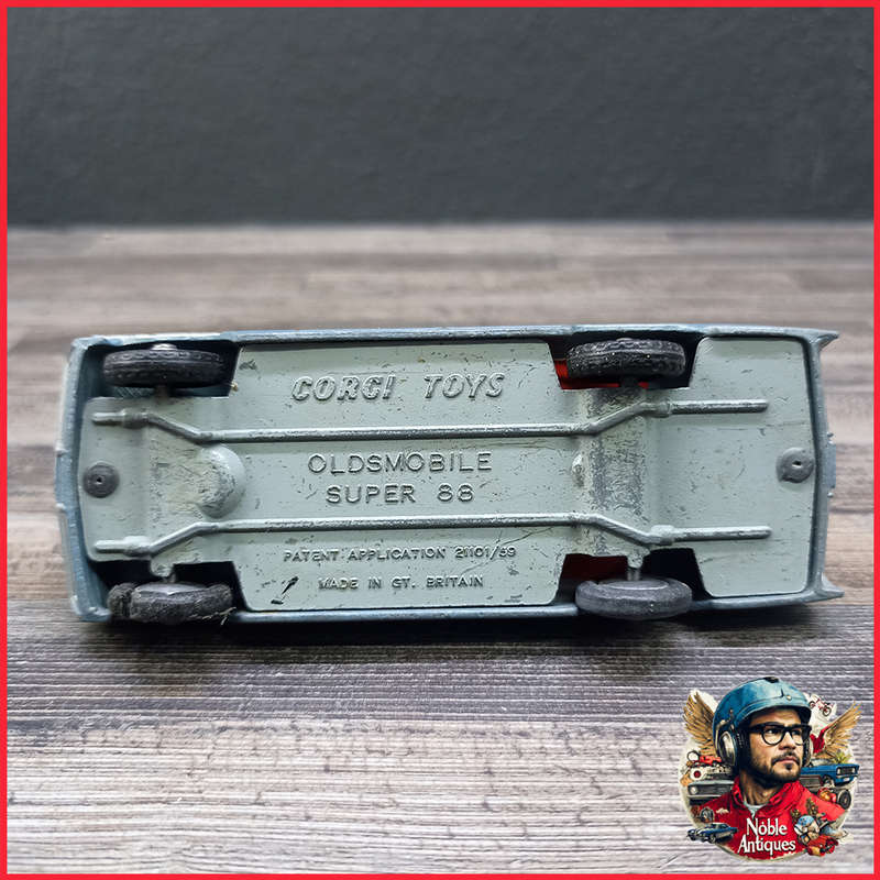 Corgi Toys 235 Oldsmobile Super 88