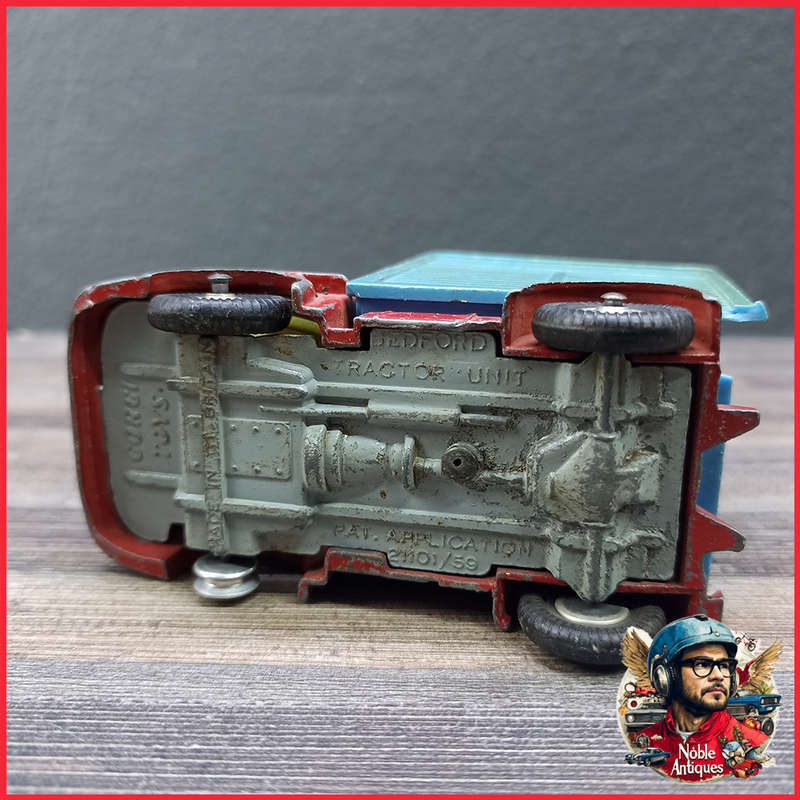 Corgi Toys Bedford Tractor Unit Chipperfield Circus