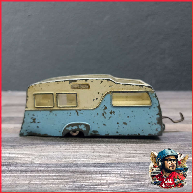 Dinky Toys Four-Berth Caravan Trailer