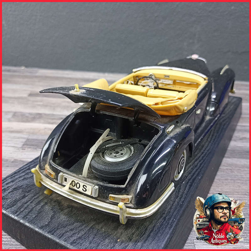 Maisto Special Edition 1/18 1955 Mercedes-Benz 300S