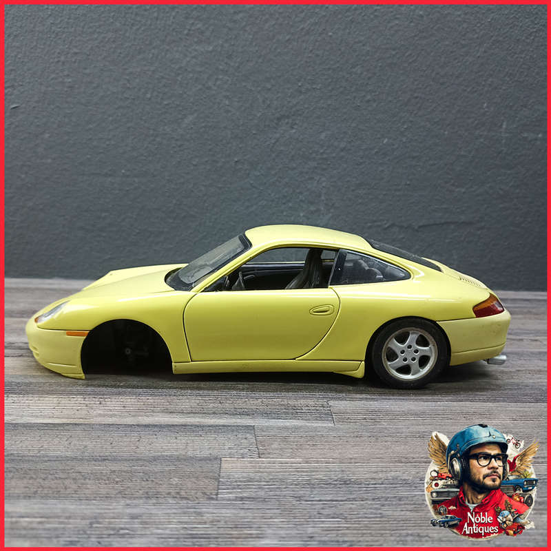 Gate Porsche Carrera 996 Coupe Yellow 1/18