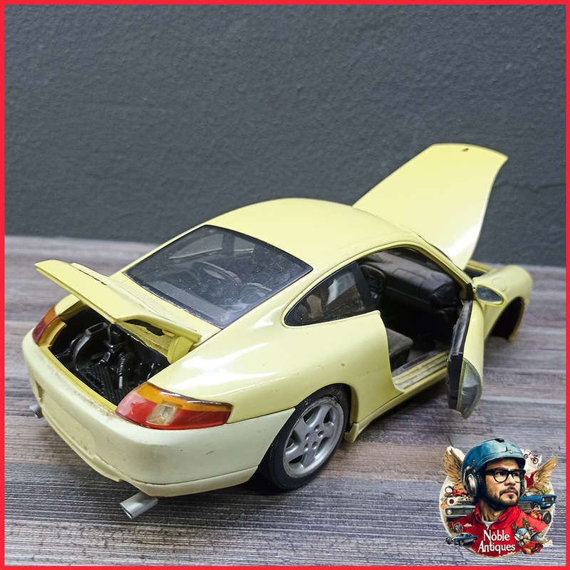 Gate Porsche Carrera 996 Coupe Yellow 1/18