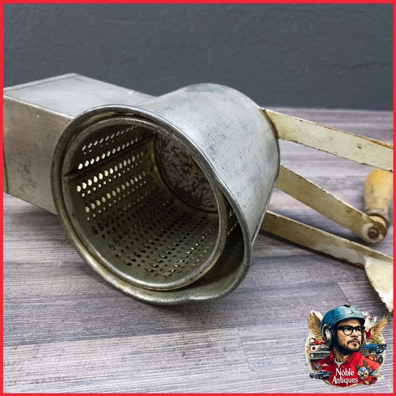 Vintage Cast Iron AS 800 German counter mount hand crank cheese, potato grater