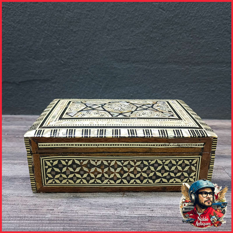 Vintage Wooden And Mother Of Pearl Inlay Marquetry Trinket Box