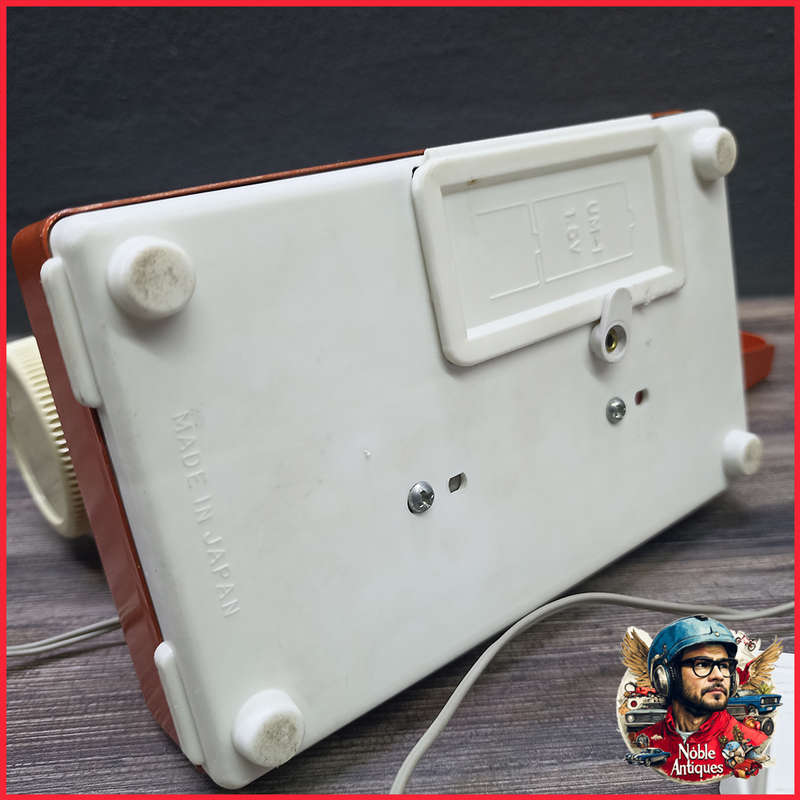 Vintage 1960s Japanese Tin Toy Sewing Machine