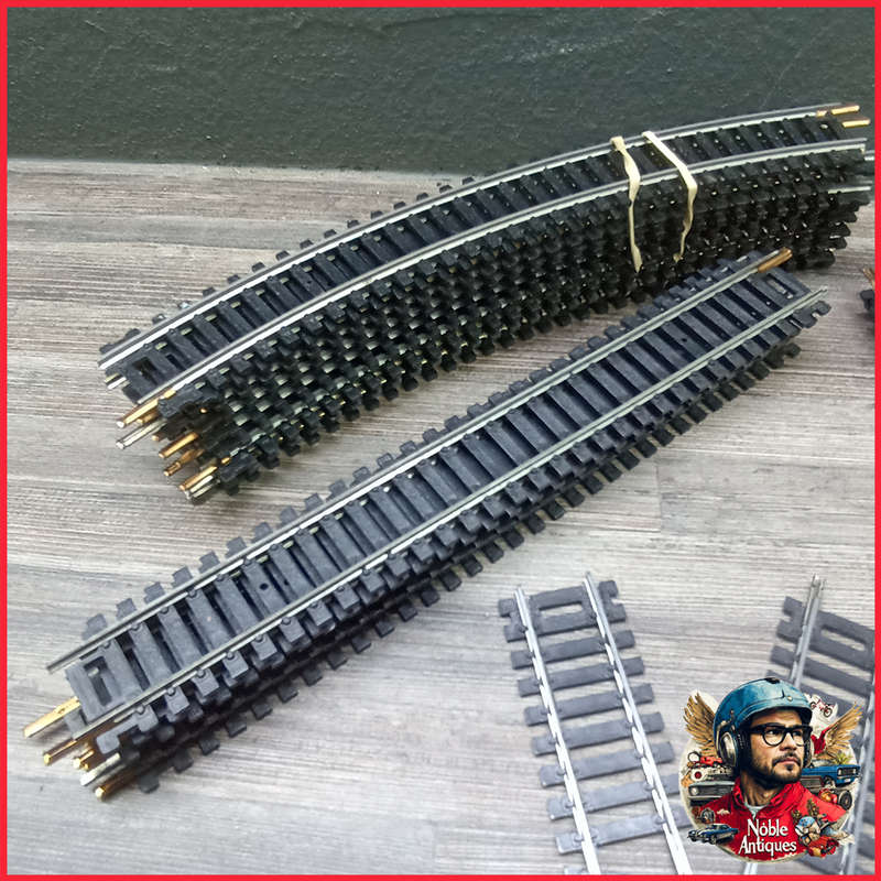 Large HO Scale LIMA Train Tracks, Like New
