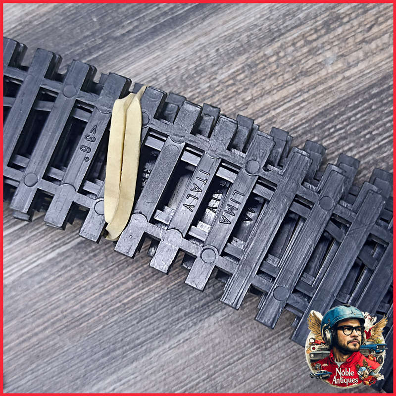 Large HO Scale LIMA Train Tracks, Like New