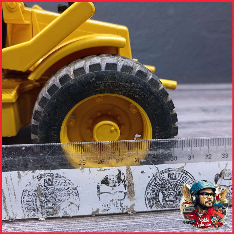 Large Bruder 1:16 Scale JCB 4CX Backhoe Loader, Made In Germany
