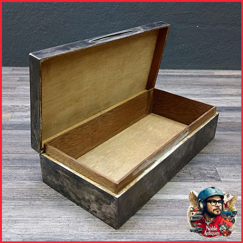 Antique English Walker & Hall Sterling Silver Military Cigar Box 795g
