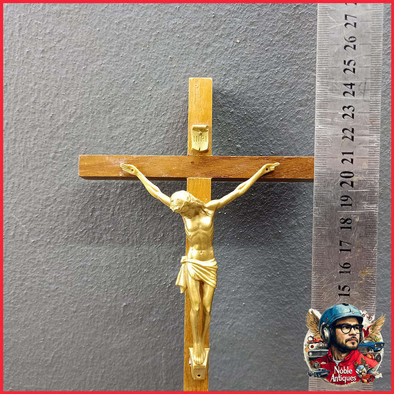 Italian Depose on wood Crucifix