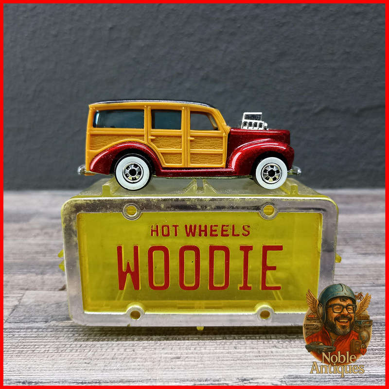 Vintage 1989 Hot Wheels PARK 'N PLATES WOODIE