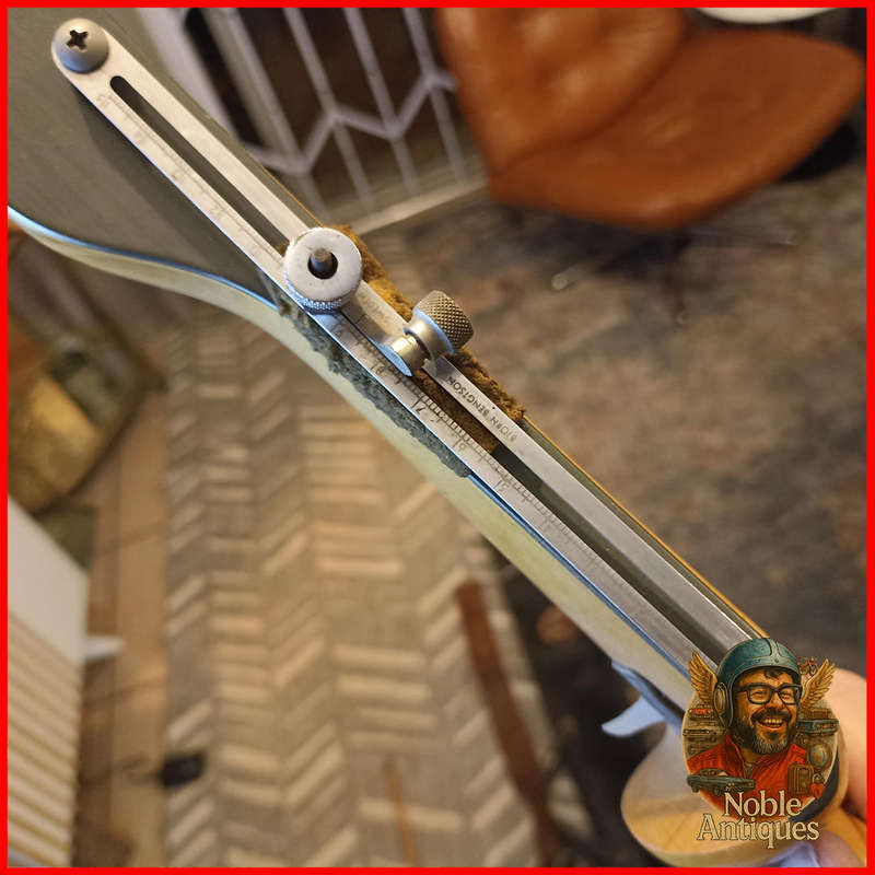 Scout Hoyt Hoyt Archery target and hunting archery bow