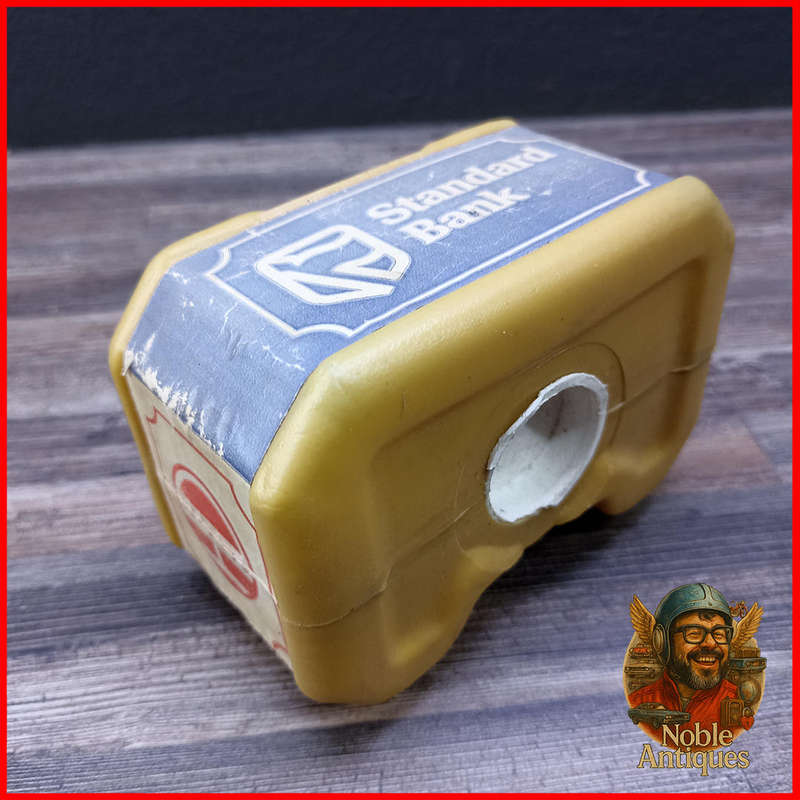 Vintage Haasdas se Nuuskas Standard Bank savings bank