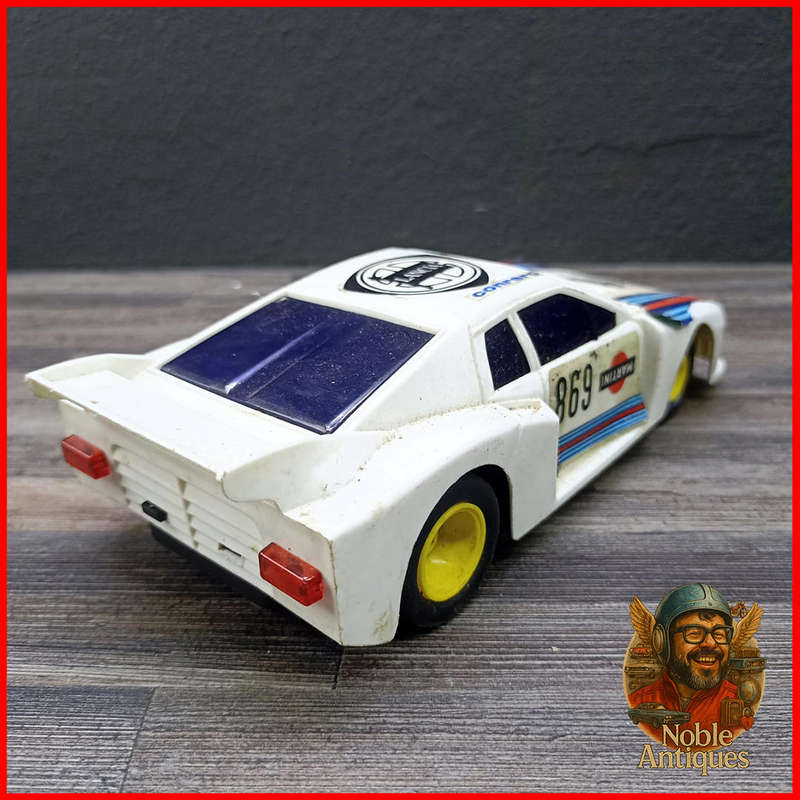 Die Cast 26