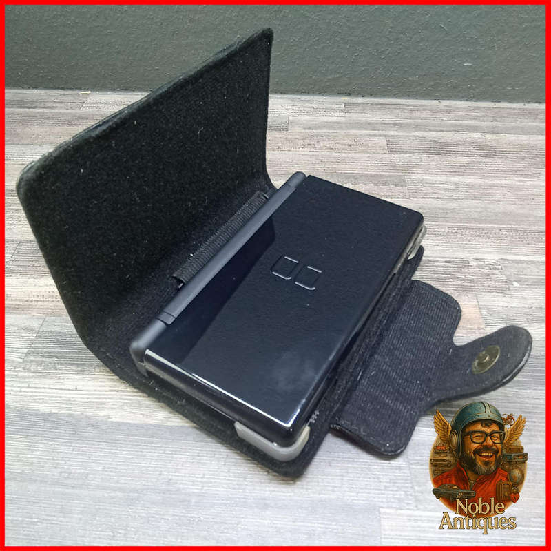 Working Nintendo DS Lite Black Color - NO CHARGER