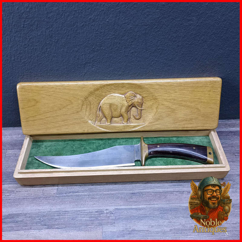 Large Wood Boxed Vintage Shaka Hunting Knife