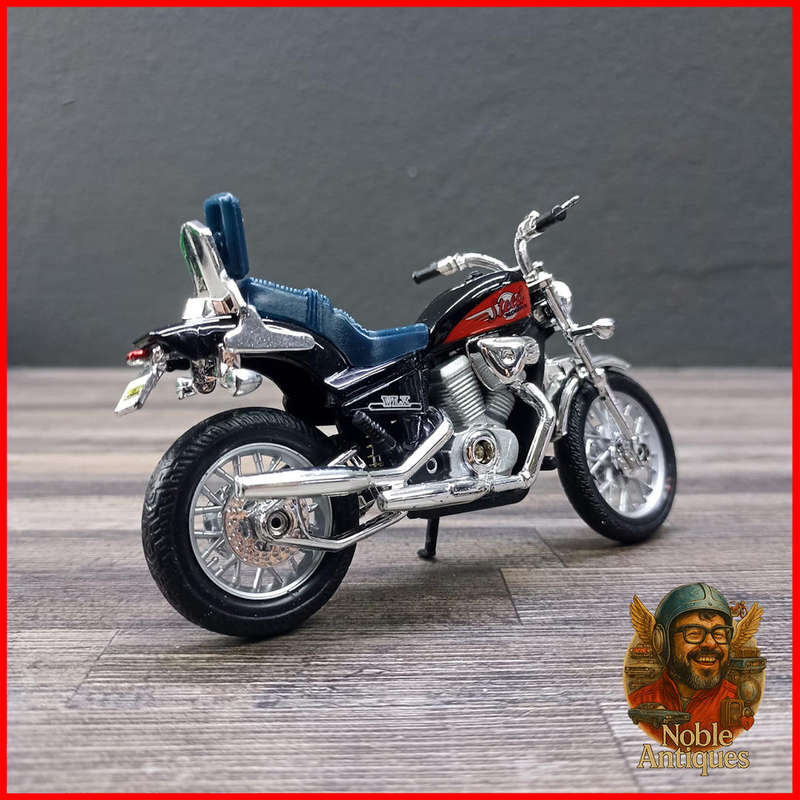 Honda Steed 600 Motorcycle Die-cast Scale 1:18