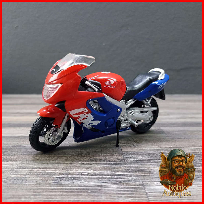 Honda CBR 600F Motorcycle Die-cast Scale 1:18