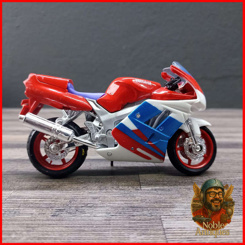 Yamaha FZR 600R Motorcycle Die-cast Scale 1:18