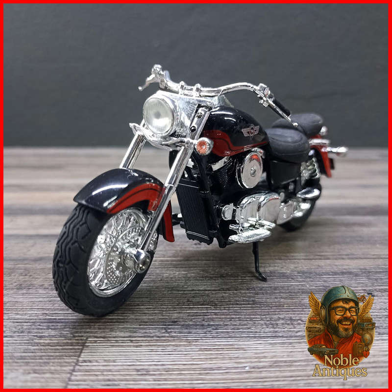 Kawasaki Vulcan 1500 Mean Streak Motorcycle Die-cast Scale 1:18