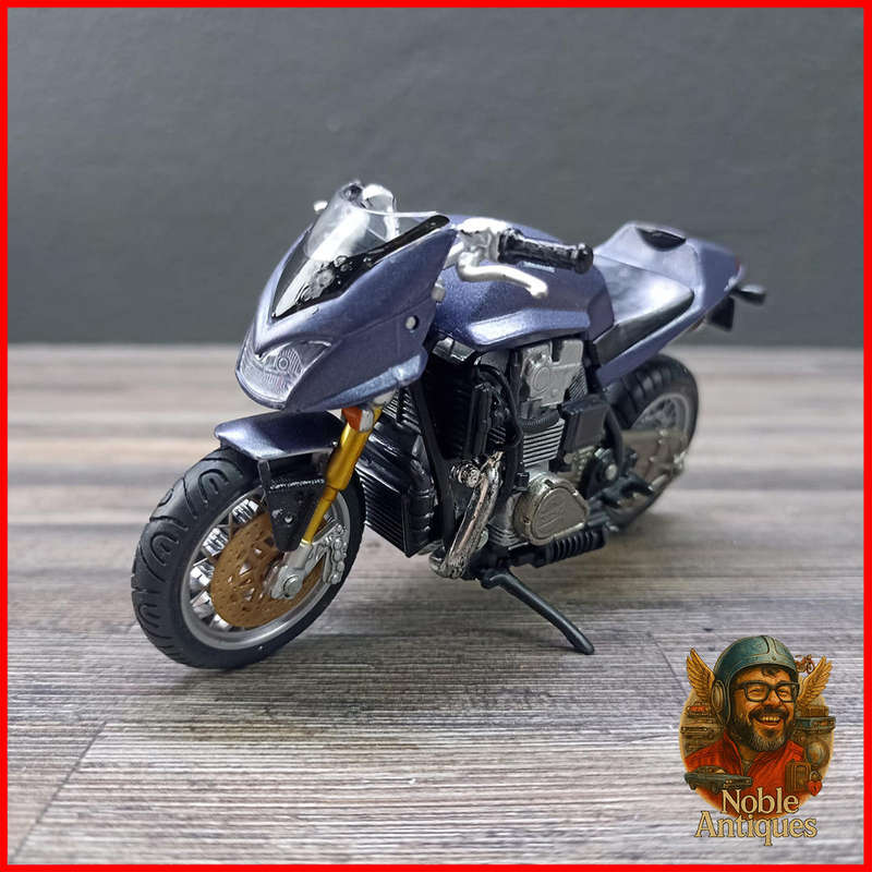 Munch Mammut 2000 Motorcycle Die-cast Scale 1:18