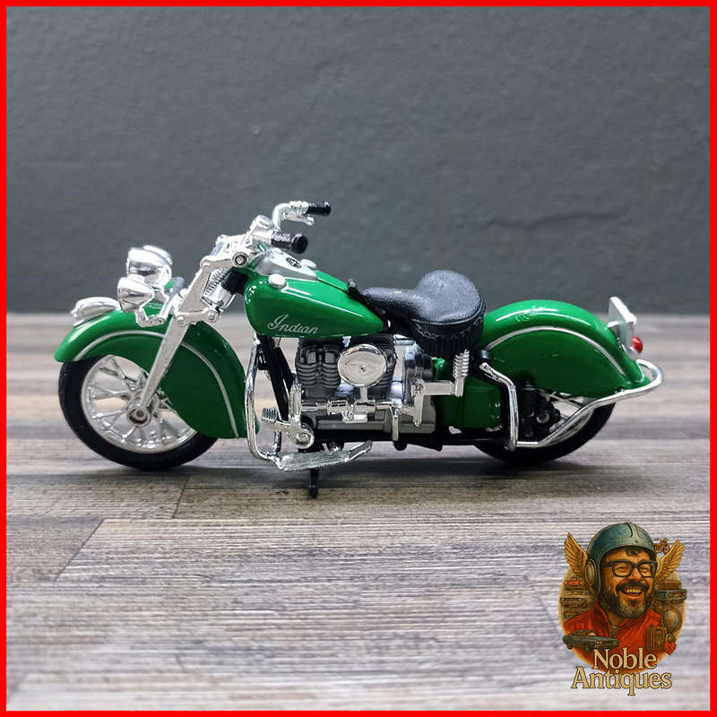 Indian Chief Motorcycle Die-cast Scale 1:18
